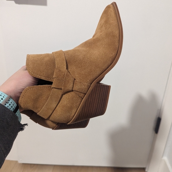 Dolce Vita Leather Ankle Boot Pointed Toe Suede, Camel Tan - Picture 5 of 6